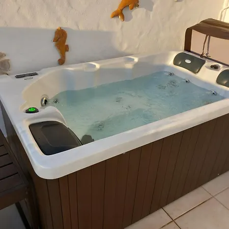 Casa Birke 아파트 코스타카르마